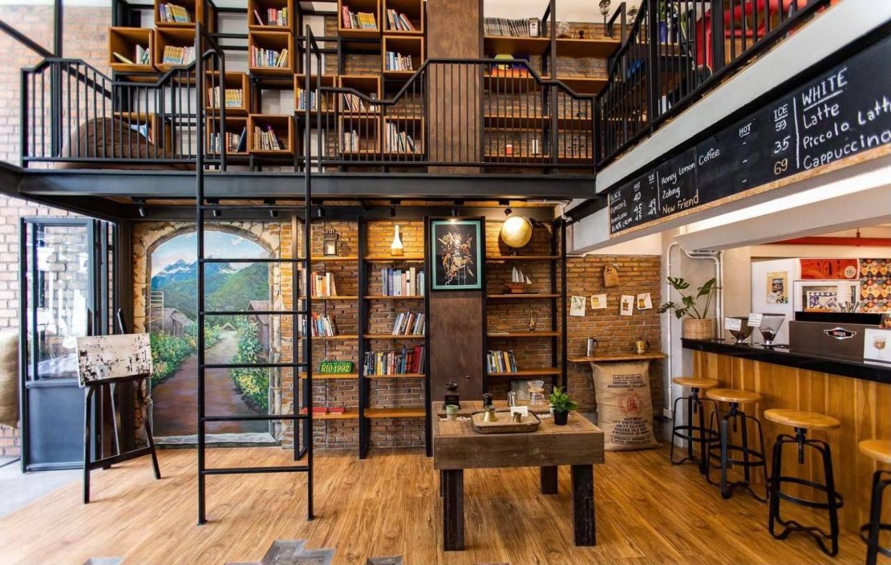 Hobnob Hostel (Adults Only) Chiang Mai Exterior foto