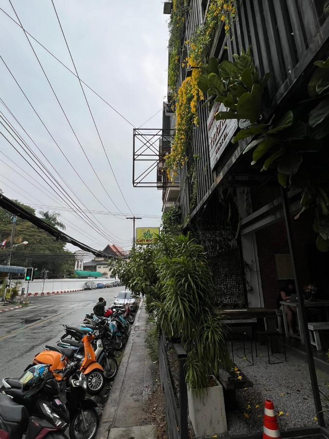 Hobnob Hostel (Adults Only) Chiang Mai Exterior foto